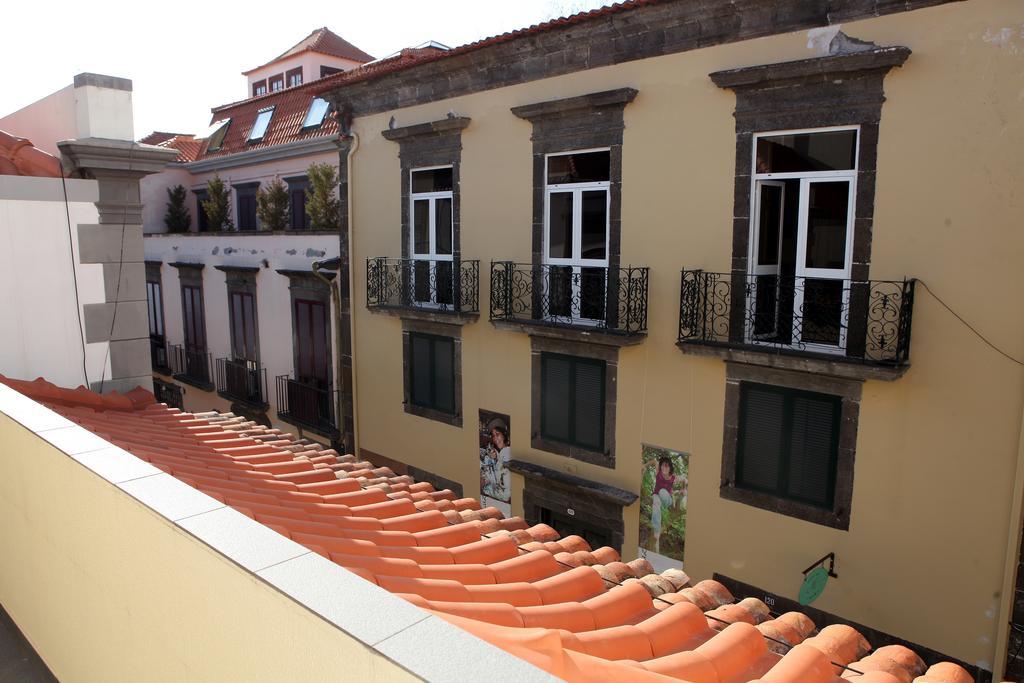 Apartamentos Da Carreira フンシャル 部屋 写真