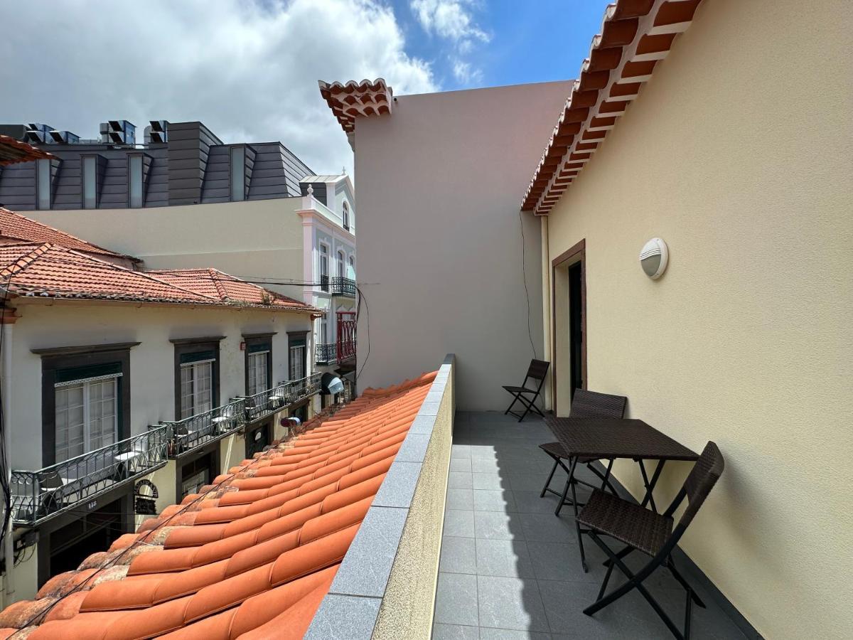 Apartamentos Da Carreira フンシャル エクステリア 写真