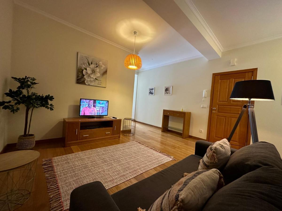Apartamentos Da Carreira フンシャル エクステリア 写真