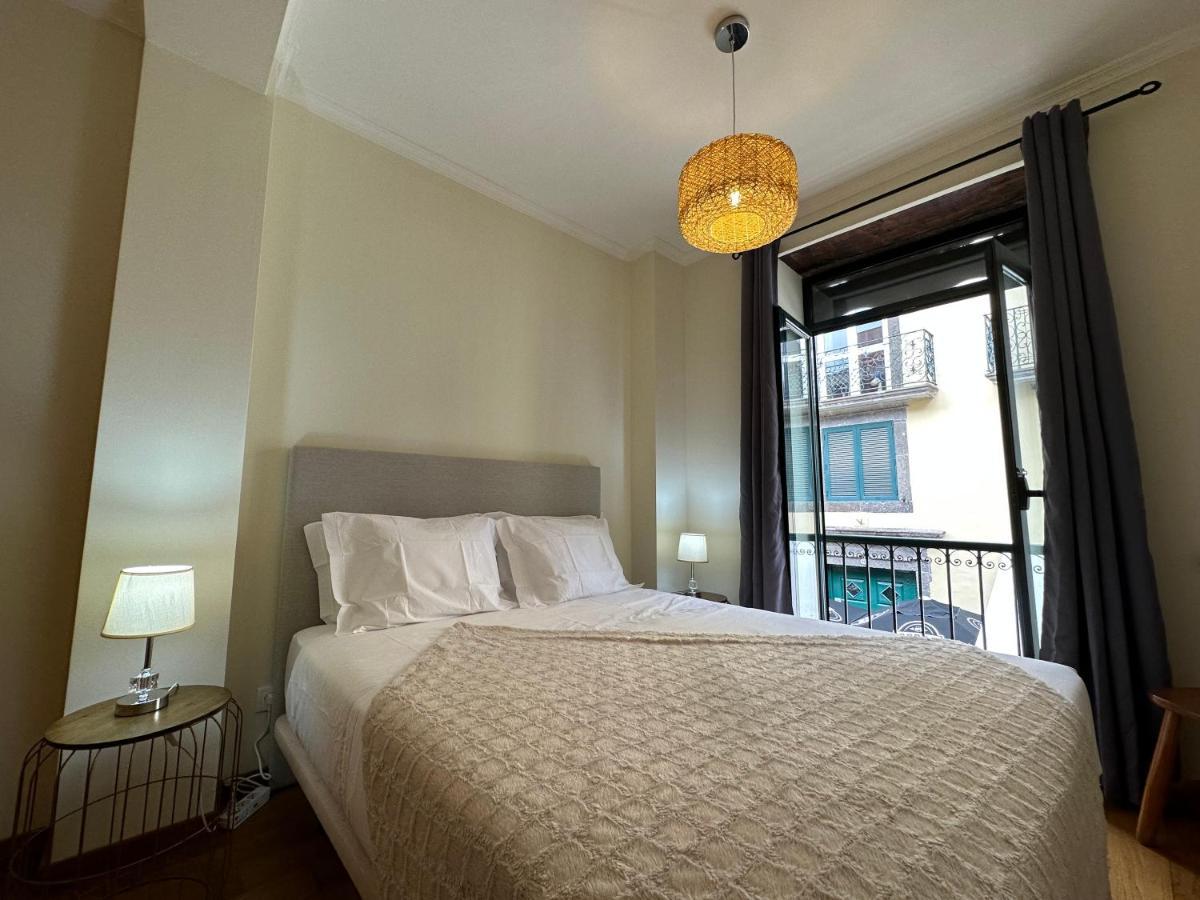 Apartamentos Da Carreira フンシャル エクステリア 写真