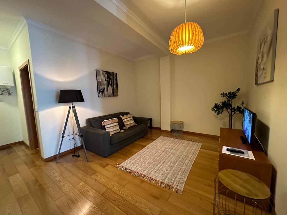 Apartamentos Da Carreira フンシャル エクステリア 写真